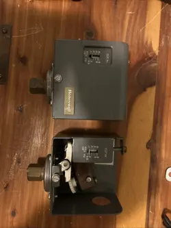 P404A 1009