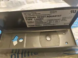 L4006H AQUASTAT CONTROLLER.