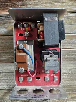 HONEYWELL L8148E 1000 AQUASTAT HIGH LIMIT RELAY BOILER CONTROL