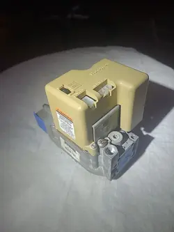 SV9501M8129 SMART GAS VALVE HONEYWELL