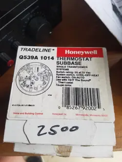 THERMOSTAT SUBBASE NIB