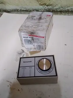 H808B1012-HONE HONEYWELL CNTRL HUMIDISTAT 24V 10-60P