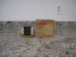 NEW HONEYWELL AT88A1021