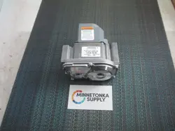 HONEYWELL VR8205A2263 GAS VALVE NEW!