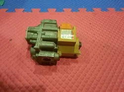 HONEYWELL VR8204C1142 HVAC FURNACE GAS VALVE NAT GAS ONLY 025-25424-000