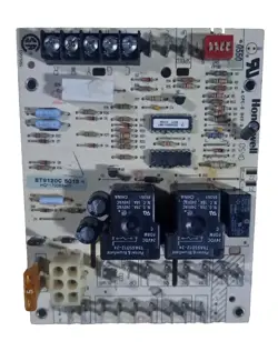 HONEYWELL ST9120C 5013 FURNACE CONTROL CIRCUIT BOARD ST9120C5013 - HQ1170063HW