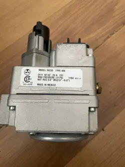 NEW WHITE-RODGERS 36C03-400 24V 3/4