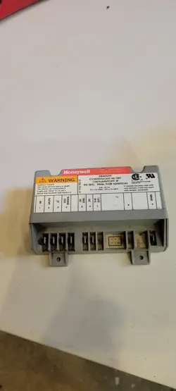 USED HONEYWELL S8600M IGNITION CONTROL MODULE FREE SHIPPING 