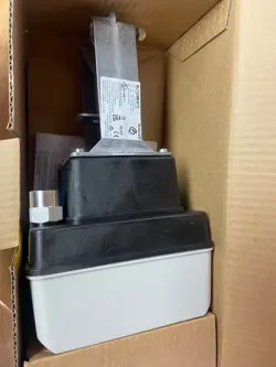 ML7425B3012 GLOBE VALVE