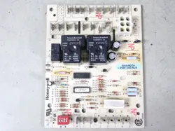 HONEYWELL ST9120C5005 FAN CONTROL CIRCUIT BOARD HQ1084197HW