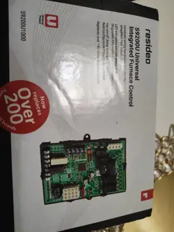 RESIDEO S9200U1000 UNIVERSAL IGNITION INTEGRATED FURNACE CONTROL CIRCUIT BOARD