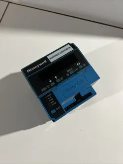 HOMEYWELL BURNER CONTROL REV.4141 (1046J16873) (RM7890 A 1015) (S7800A 1142 DIS)