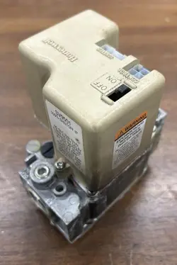 SV9501H2409 HONEYWELL GAS VALVE ARMSTRONG SET UP FOR PROPANE/LP FULLY TESTED