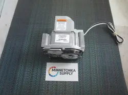 HONEYWELL VR4205M2926 GAS VALVE NEW!