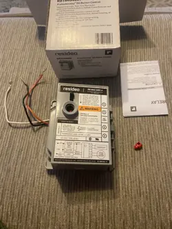 HONEYWELL RESIDEO R8184G4009 PROTECTORELAY OIL BURNER CONTROL