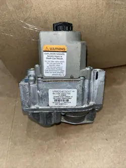 HONEYWELL VR8204C3007 24 VAC DUAL INTERMITTENT PILOT GAS VALVE