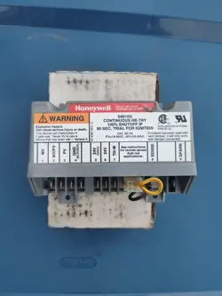 S8610U UNIVERSAL INTERMITTENT PILOT IGNITION CONTROL MODULE HONEYWELL S8610U3009