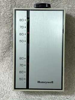 HONEYWELL HEAVY DUTY HEAT - COOL THERMOSTAT T6051A-1016