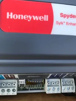 PROGRAMMABLE VAV