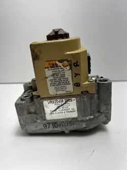 HONEYWELL GAS VALVE USED VR8204M2809