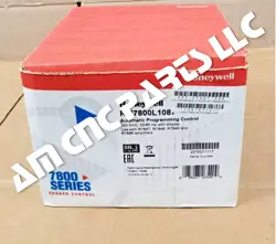 BRAND NEW HONEYWELL BURNER CONTROL RM7800L1087 W/ S7800A1142