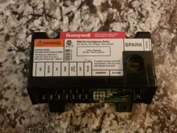 S8610U HONEYWELL UNIVERSAL INTERMITTENT PILOT IGNITION CONTROL