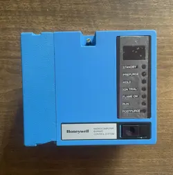 INDUSTRIAL OVEN