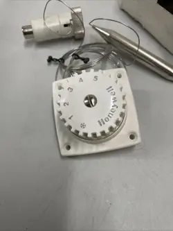 THERMOSTATIC CONTROL