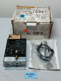 HONEYWELL TRADELINE R8330 D 1039 ELECTRIC HEAT SEQUENCER NEW-OLD STOCK
