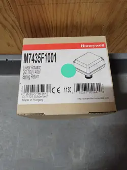 *NEW UNUSED* HONEYWELL M7435F 1001 SPRING RETURN MODULATING VALVE ACTUATOR