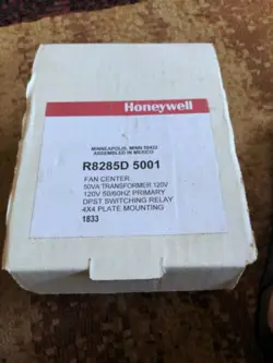 NEW HONEYWELL R8285D5001 FAN CENTER 50VA DPST SWITCHING ACTION
