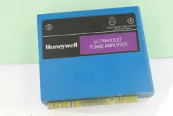 USED HONEYWELL ULTRAVIOLET FLAME SIGNAL AMPLIFIER R7849 A 1015 R7849A1015