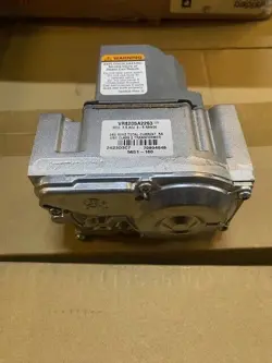 HONEYWELL VR8205A2263 GAS VALVE (NEW)