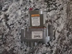 VR8200A2132 HONEYWELL DUAL STANDING PILOT GAS VALVE