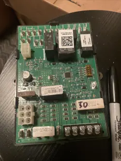HONEYWELL FURNACE CONTROL BOARD ST9120U1011