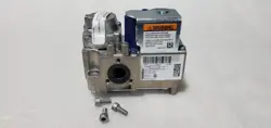 RESIDEO HONEYWELL GAS VALVE VK8115V NEW.