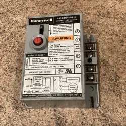 HONEYWELL  INTERMITTENT IGNITION OIL PRIMARY R8184 G 4009 5 120V WITH RESET.