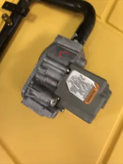 VR8205S2379