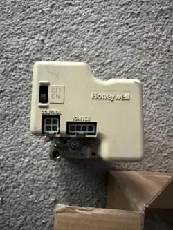 HONEYWELL SV9501M 2056 SMART GAS VALVE