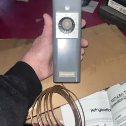 T4031A REFRIGERATOR TEMPERATURE