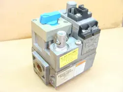 NEW NOS HONEYWELL V850E7003 REZNOR 24V GAS FURNACE VALVE REGULATOR 1/2 NPT
