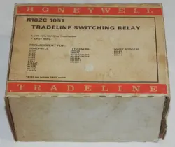 BRAND NEW! HONEYWELL TRADELINE R182C 1069 SWITCHING RELAY 120V 50/60HZ 2, 3 WIRE