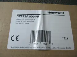 HONEYWELL C7772A1004/U 20K TEMP SENSOR  NEW!