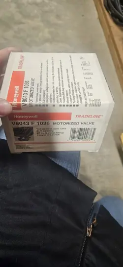 HONEYWELL V8043 F 1036 TRADELINE MOTORIZED VALVE