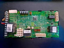 LENNOX SURELIGHT HONEYWELL CONTROL BOARD 100870-01 S9230F1006 (8813) A3 AM
