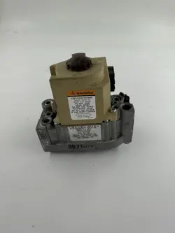 HONEYWELL VR8205H8016 FURNACE GAS CONTROL VALVE 24V 60-22866-01 #G9