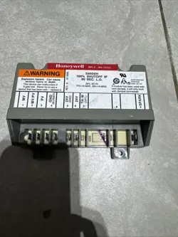 HONEYWELL S8600M IGNITION CONTROL MODULE CONTINUOUS RE-TRY FURNACE USED
