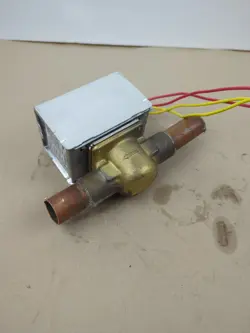 HONEYWELL V8043G1018 MOTORIZED VALVE 