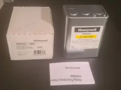 RESIDEO HONEYWELL R8845U 1003 SWITCHING RELAY - BOILER CIRCULATOR PUMP ZONE