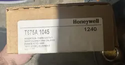 HONEYWELL T675A 1045 THERMOSTAT